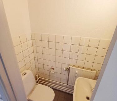 Norresundby Apartment | Budget Studio 5 with Free Parking