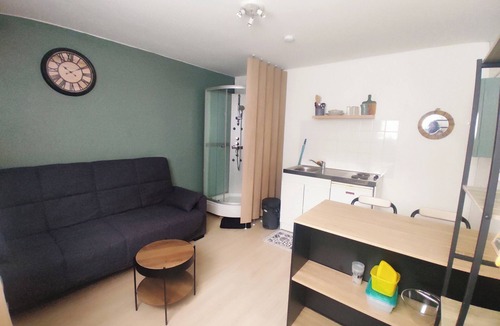 Cote Ouest Ormeaux Apartment | Budget vacations in Le Havre