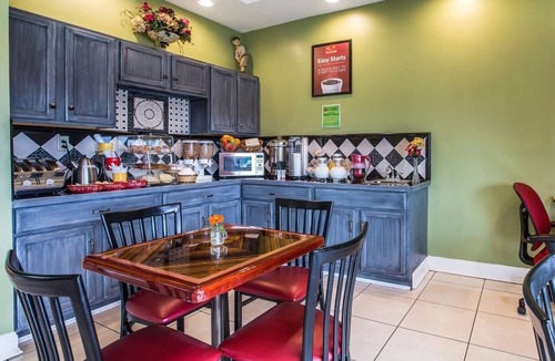 Augusta Hotel | Budgetel Inn & Suites