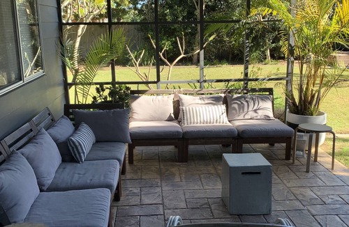 Budgewoi House | Budgewoi Blue Beach House