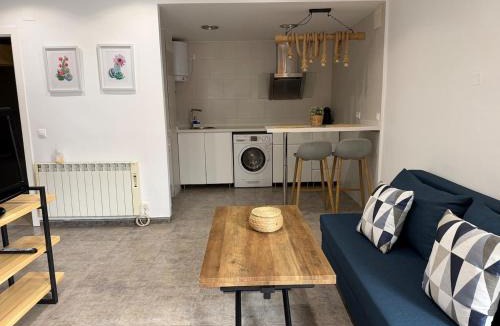 La Trinidad-San Juan y Todos los Santos Apartment | Buen Pastor Studio- Old Town