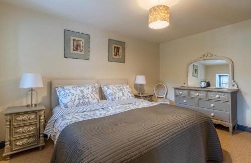Kidlington House | Buff Lodge