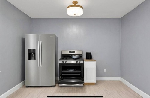 Lackawanna Apartment | Buffalo 3BR Apt | Wheelchair Friendly