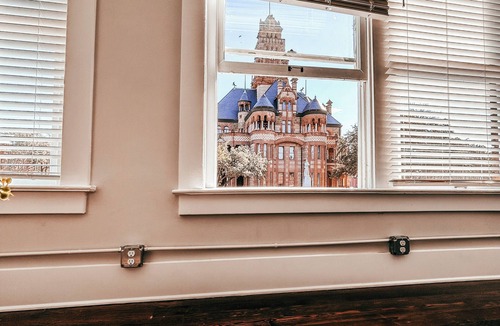 Waxahachie Apartment | Buffalo Creek Loft Downtown