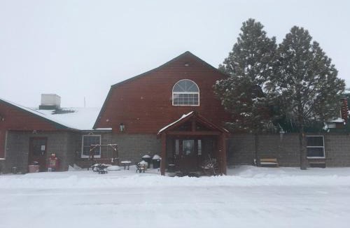 Chugwater Hotel | Buffalo Lodge
