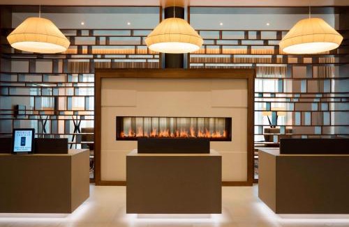 Downtown Buffalo Hotel | Buffalo Marriott at LECOM HARBORCENTER