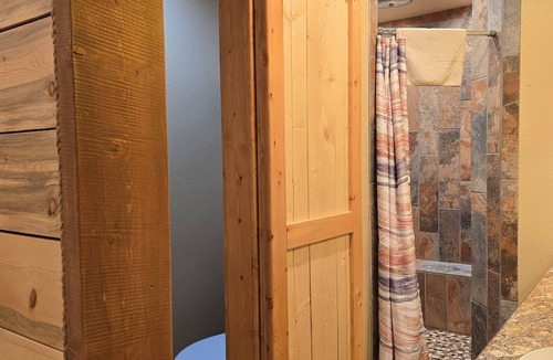 Buena Vista Bed & Breakfast | Buffalo Peaks B&B