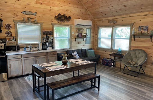 Lobelville Cabin | Buffalo River new cabin cozy retreat