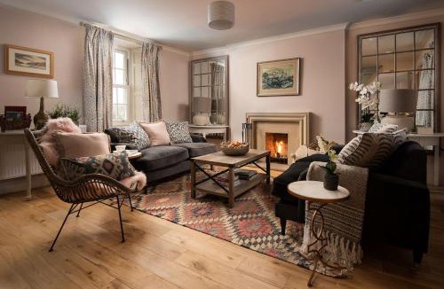 Leitholm House | Bughtrig Cottage