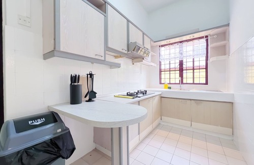 Bukit Damansara House | Bukit Damansara 84 by Manhattan Group