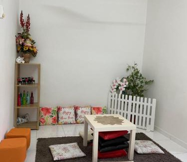 Kampung Bukit Katil Hostel | Bukit Katil Indah Homestay