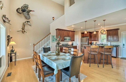 Bull Shoals House | Bull Shoals Retreat with Panoramic River Views – A Peaceful Escape Awaits!