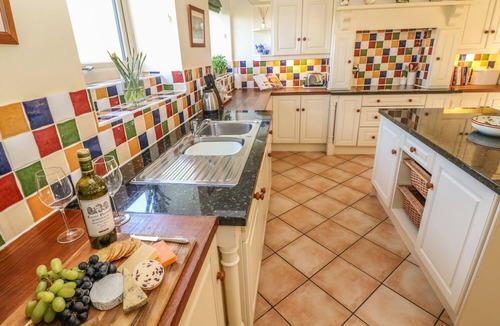 Millhouse Green Cottage | Bullace Barn