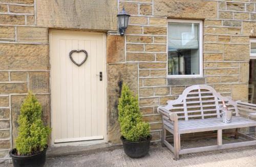 Millhouse Green House | Bullace Barn