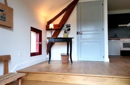 Saint-Benoit-la-Foret House | Bulle de campagne