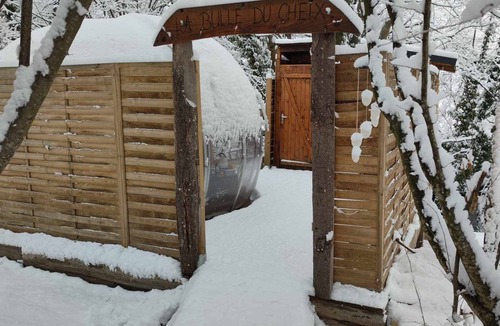 Saint-Diery RV Rental | Bulle Sous LES Etoiles