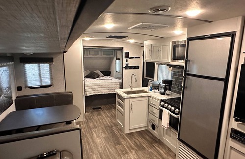 Whitney House | Bullet Travel trailer with Texas skyline views!