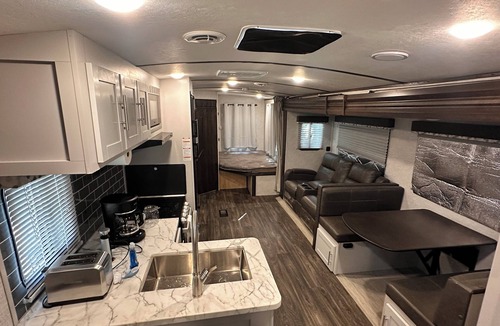 Whitney House | Bullet Travel trailer with Texas skyline views!