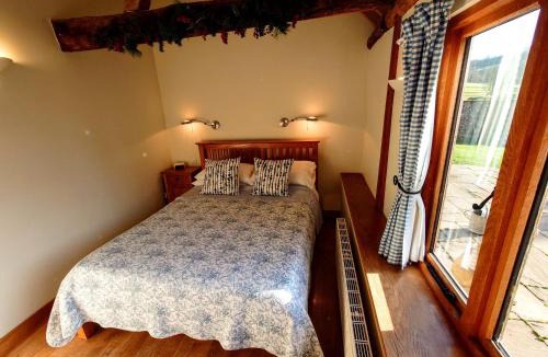 Stonor House | Bullrush at White Pond Farm