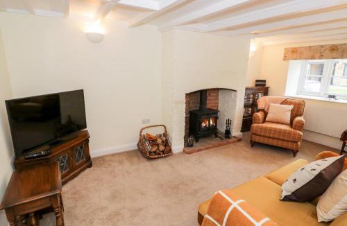 Sibford Gower House | Bumble Cottage