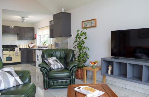 Longford House | Bumble Lodge