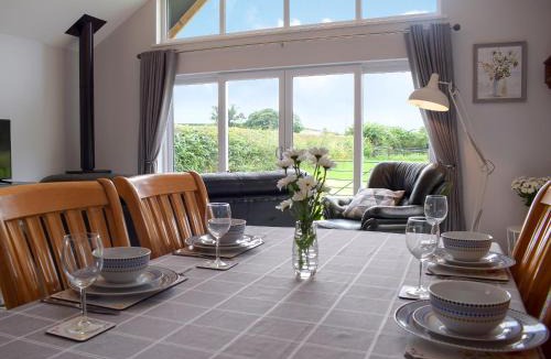 Longford House | Bumble Lodge