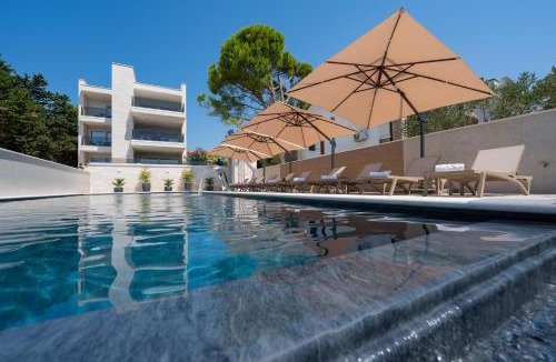 Novalja Apartment | Bumblebee apartments & rooms with pool