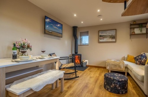 Bury St Edmunds House | Bumblebee Cottage