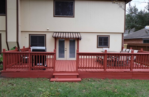 Atascocita House | Bumblebee Décor, 4 King Beds, near Bush/IAH Airport