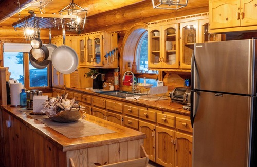 White Pass Cabin | Bumping Lake Alpine Lodge/Your Dreamscape Vacation.com