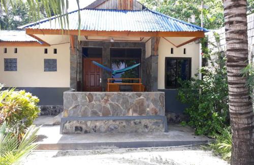 Bunaken House | Bunaken Sunrise Beach