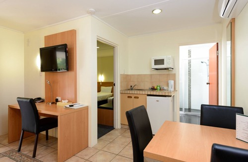 Millbank Hotel | Bundaberg International Motor Inn