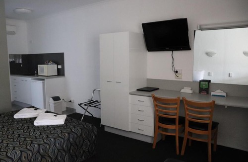 Bundaberg West Hotel | Bundaberg Spanish Motor Inn
