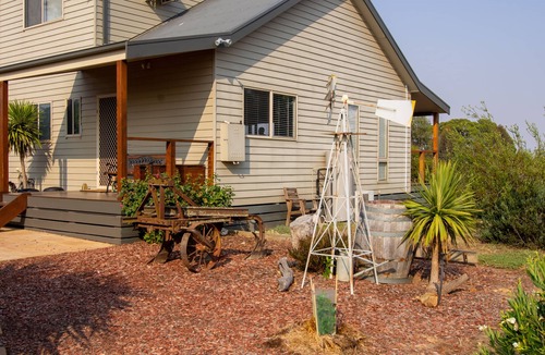 Bung Bong Cottage | Bung Bong Hill Cottage