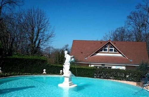 Saint-Georges-d'Esperanche House | Bungalow Familial