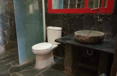 Pelabuhan Ratu Bed & Breakfast | Bunga Ayu Seaside Resort