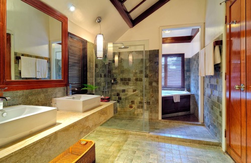 Pulau Gaya Resort | Bunga Raya Island Resort & Spa