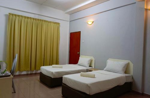 Kampung Permatang Tok Mamat Hotel | Bunga Raya Resort Parit Buntar