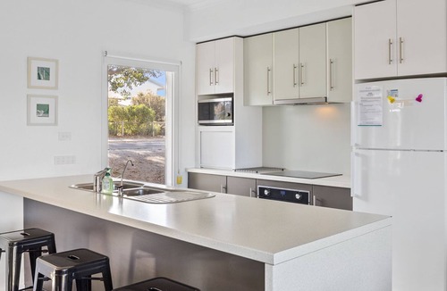 Normanville House | Bungala Cottage - 28 Jetty Road