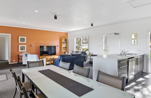 Normanville House | Bungala Cottage - 28 Jetty Road