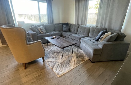 Stratford House | Bungalow 2
