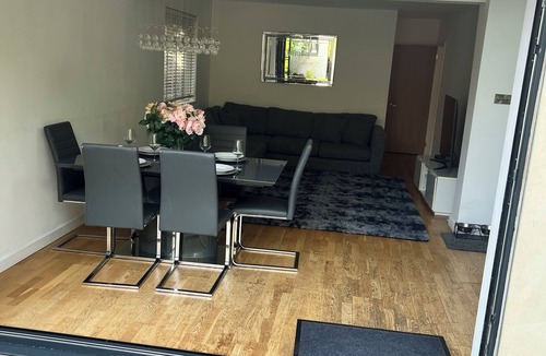 Banstead House | Bungalow, Banstead Surrey