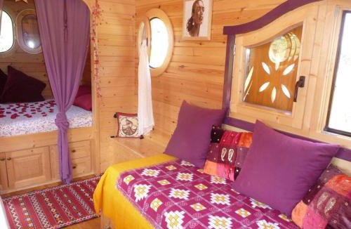 Sedeilhac House | Bungalow charmant près de Sédeilhac avec jardin et terrasse
