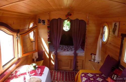 Sedeilhac House | Bungalow charmant près de Sédeilhac avec jardin et terrasse