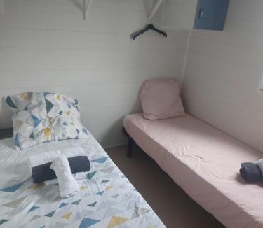Villemoustaussou Other | Bungalow climatisé dans pinede