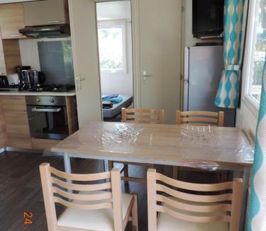 Gastes House | Bungalow Confort Gastes Jacuzzi