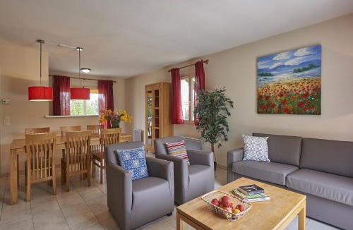 Lanzac House | Bungalow in Lanzac with Private Terrace