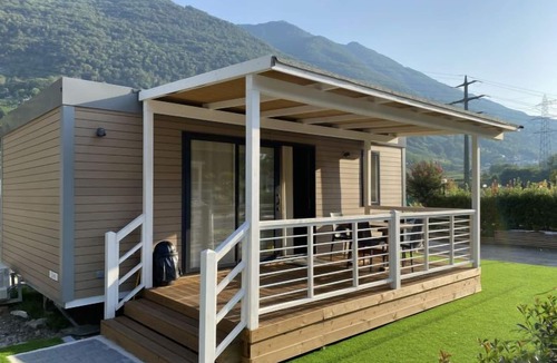 Riazzino House | Bungalow Isola Premium by Interhome
