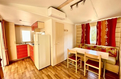 Le Cailar Apartment | Bungalow Jacuzzi - Sud de France