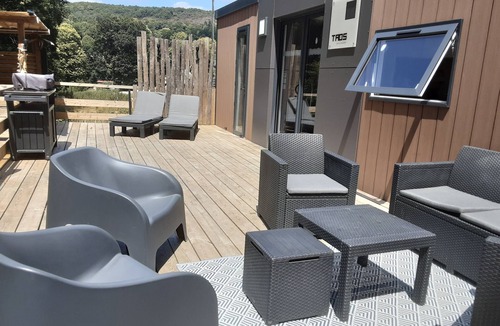 Caurel House | BUNGALOW LAC DE GUERLEDAN